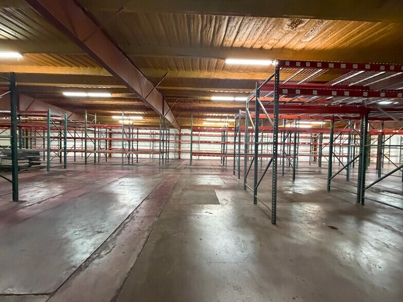 More Photos Of 1720 E 7th St, Odessa Industrial For Lease