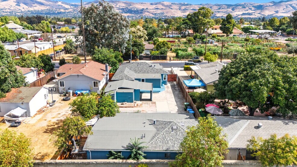 More Photos Of 249 S Sunset Ave, San Jose Apartments For Sale