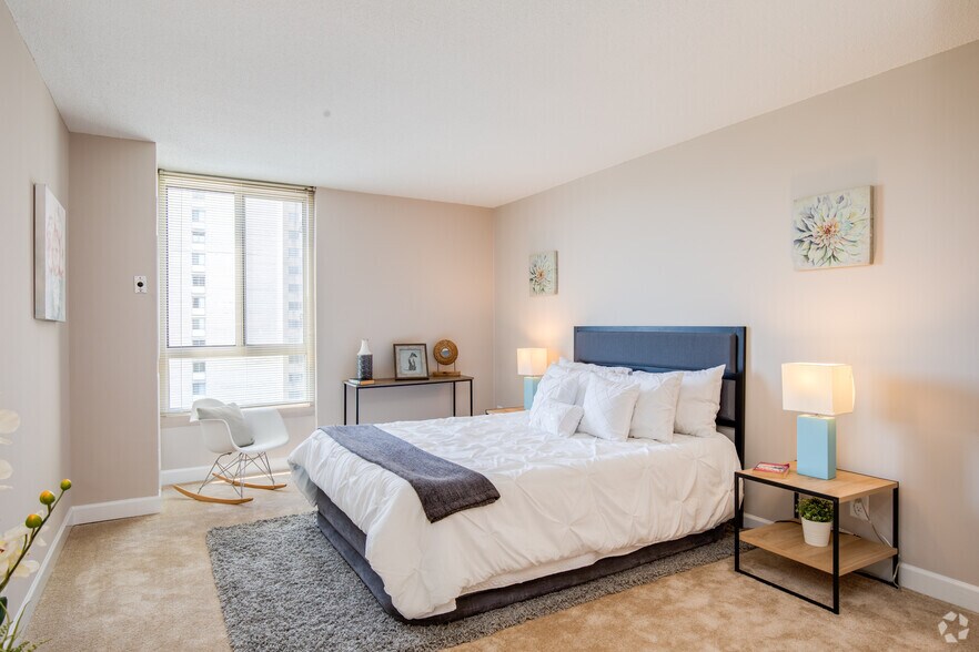 More Photos Of 5480 Wisconsin Ave, Chevy Chase Apartments For Lease