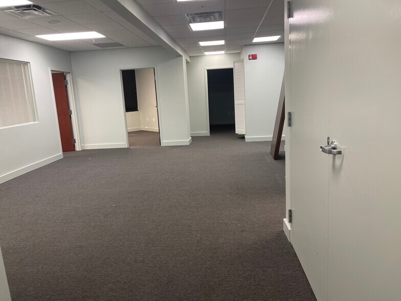 More Photos Of 1401 N University Dr, Coral Springs Medical For Sale