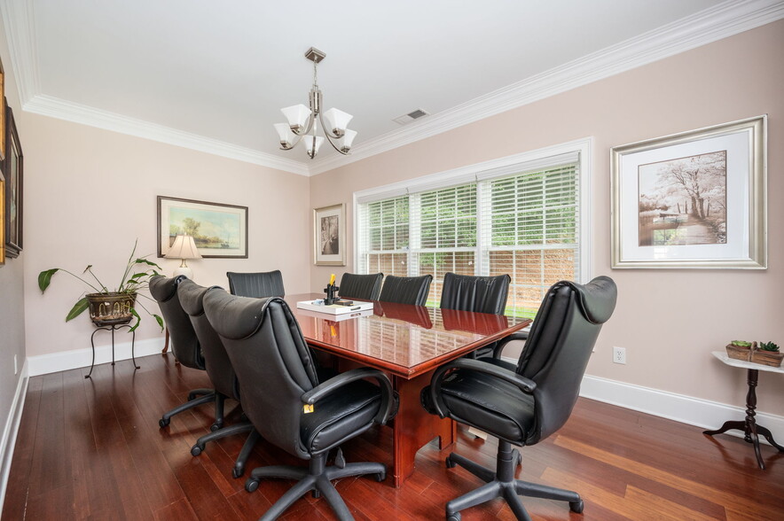 More Photos Of 5102 Covington Hwy, Decatur Medical For Sale