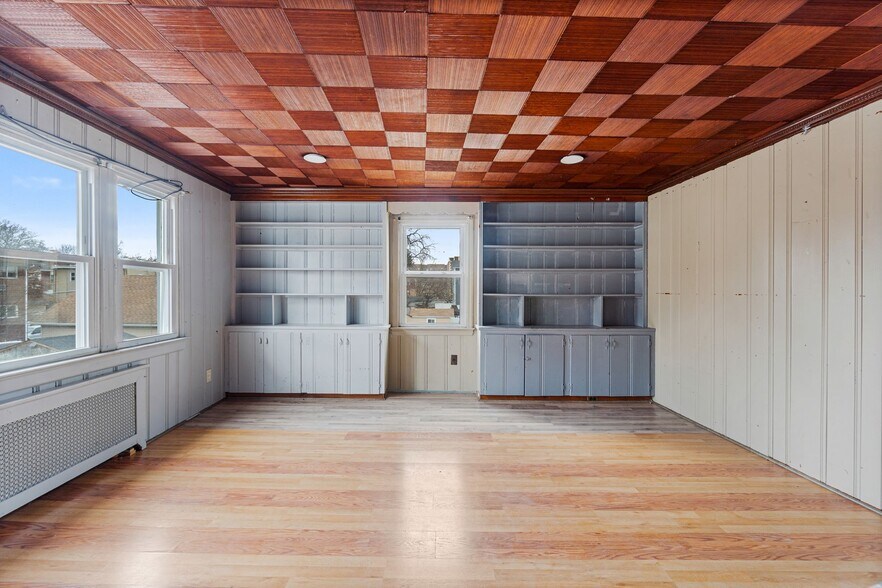 More Photos Of 109 Orchard St, Elizabeth Multifamily For Sale