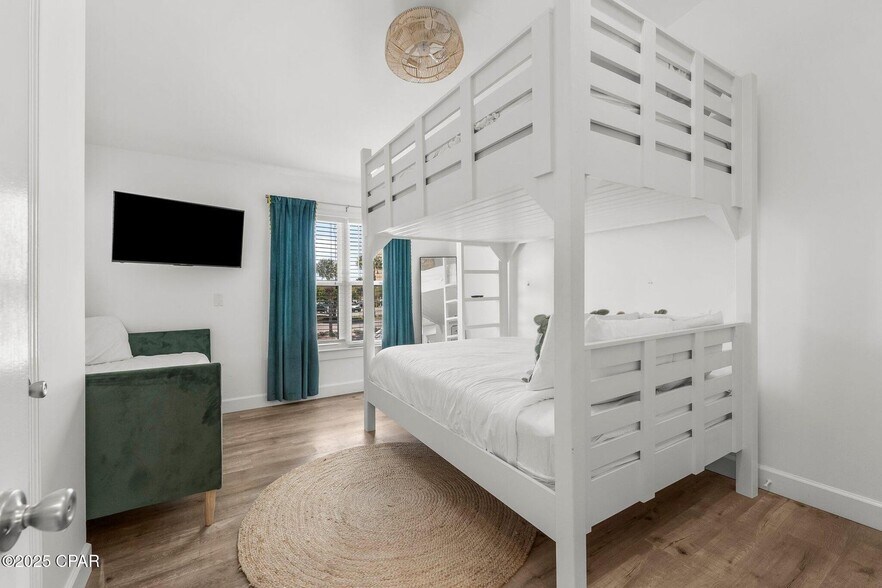 More Photos Of 10609 Parkhill Cir, Panama City Beach Apartments For Sale