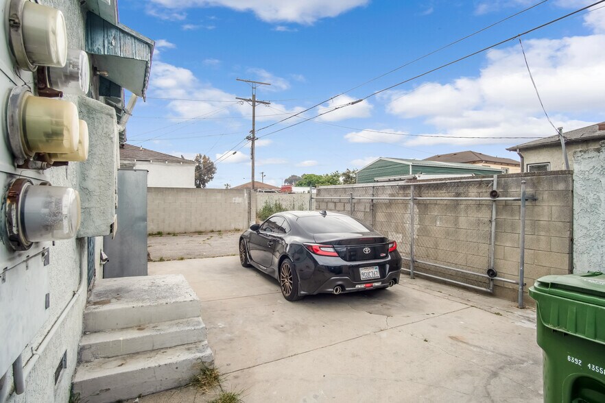 More Photos Of 726 W Imperial Hwy, Los Angeles Apartments For Sale