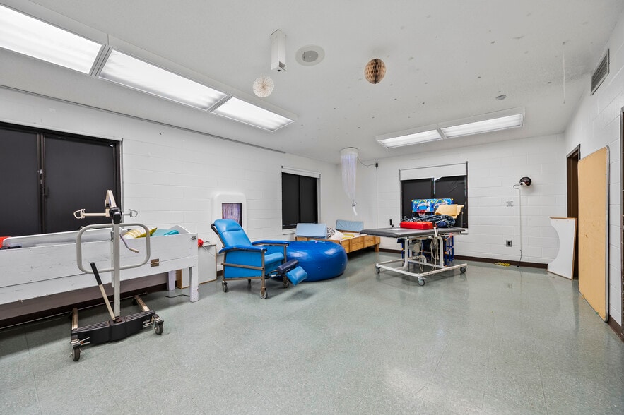 More Photos Of 5900 Bethabara Park Blvd, Winston-Salem Healthcare For Sale