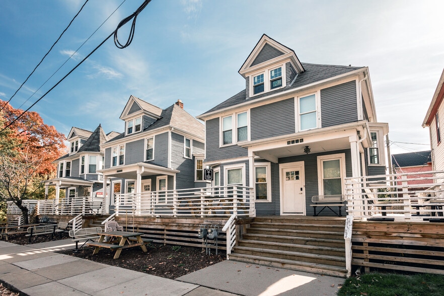 More Photos Of 8116 Kercheval St, Detroit Apartments For Sale