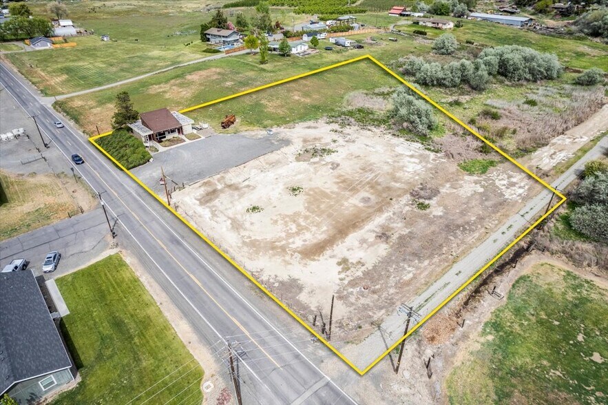 More Photos Of 781 Roza Dr, Zillah Healthcare For Sale