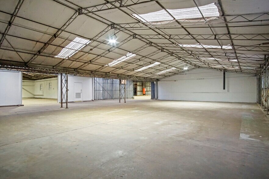 More Photos Of 1639 NW 5th St, Oklahoma City Manufacturing For Sale