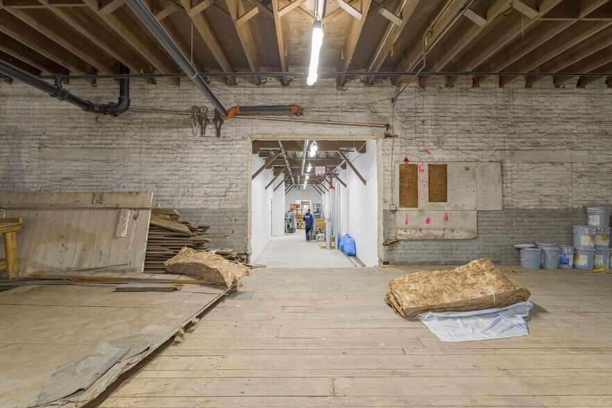 More Photos Of 2000 Nance St, Houston Loft Creative Space For Lease