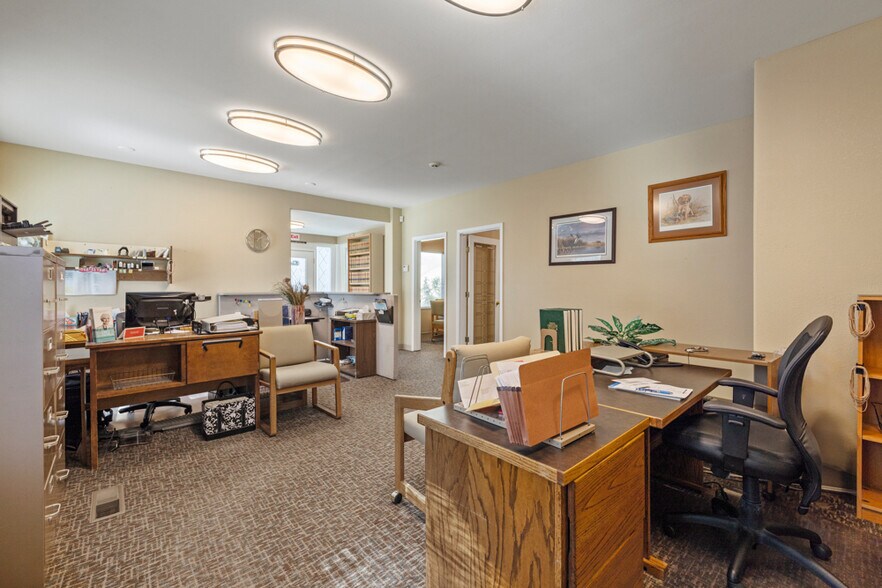 More Photos Of 514 Walnut Ave, Klamath Falls Office Residential For Sale