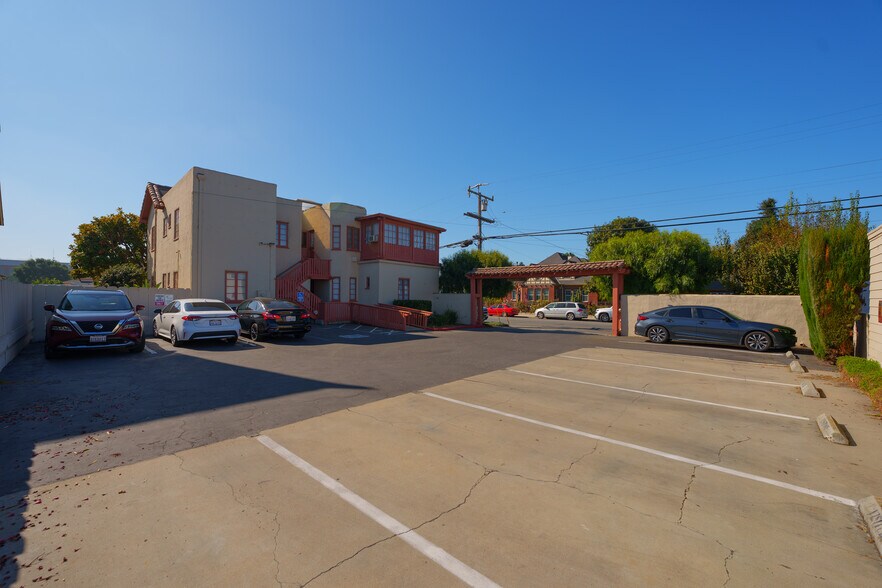 More Photos Of 158 Central Ave, Salinas Office Residential For Sale