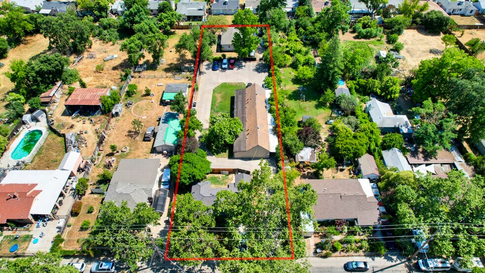 More Photos Of 2652 21st Ave, Sacramento Apartments For Sale