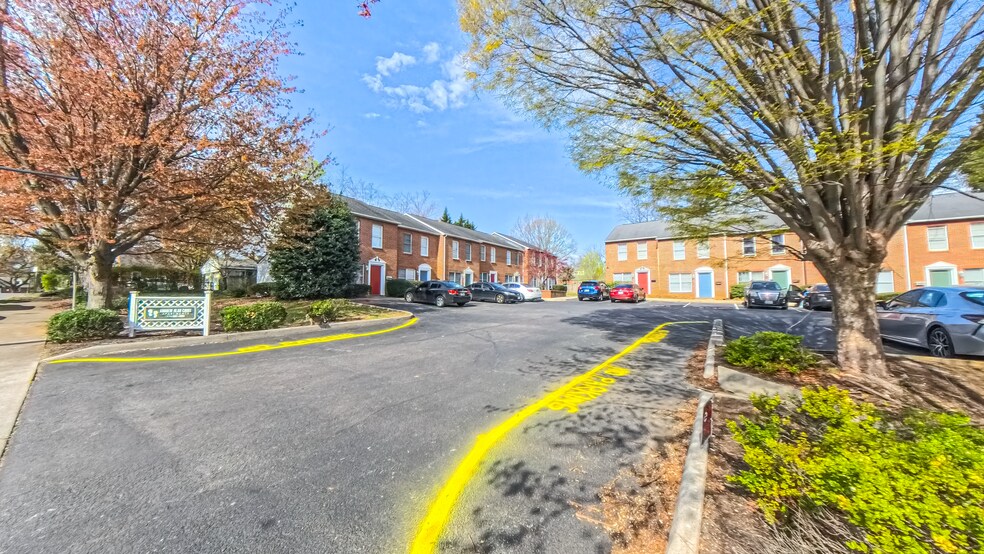 More Photos Of 2920-2952 Epperley Ave NW, Roanoke Apartments For Sale