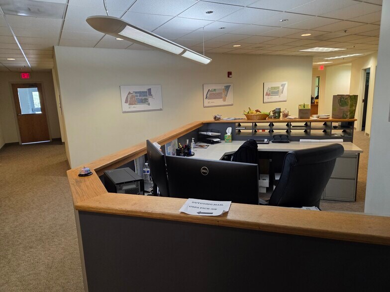 More Photos Of 4378 Craighead Rd, Allison Park Office For Lease