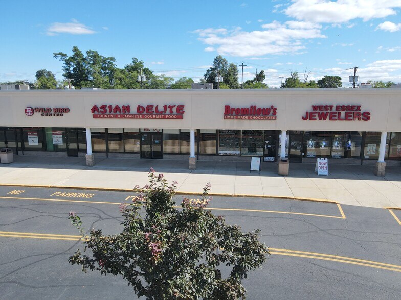 More Photos Of 875 Bloomfield Ave, West Caldwell Unknown For Lease