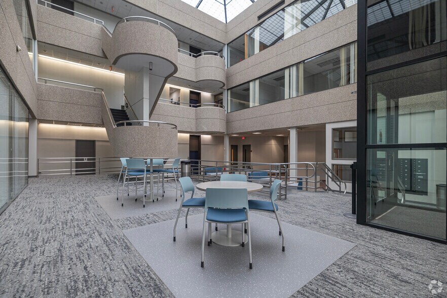 More Photos Of 120 Thomas St, Worcester Medical For Lease