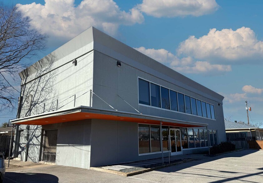 Primary Photo Of 1101 Anderson Ln W, Austin Office For Lease