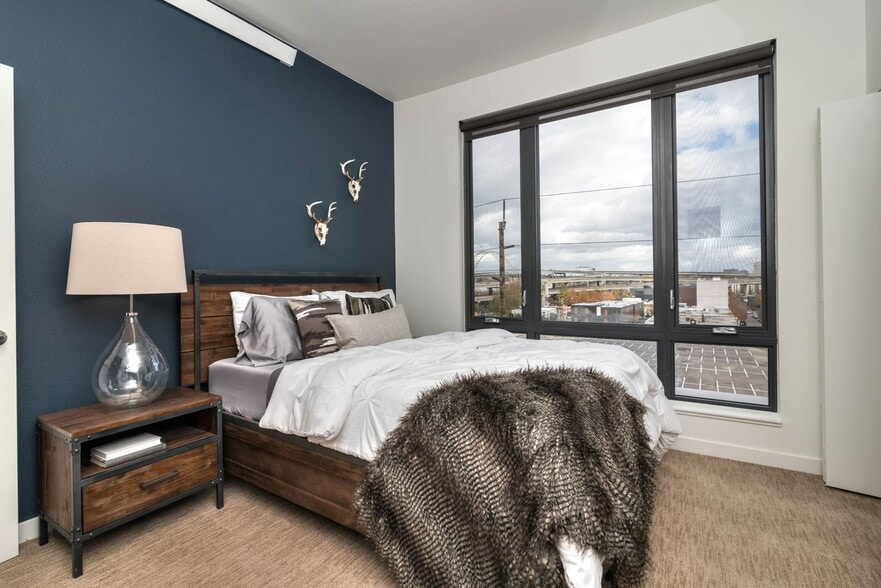 More Photos Of 1515 NW 21st Ave, Portland Apartments For Lease