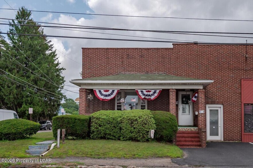 More Photos Of 205 S Poplar St, Hazleton Freestanding For Sale