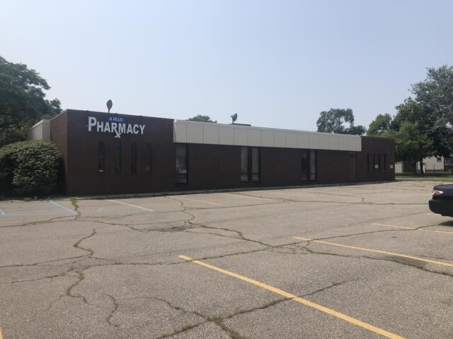 More Photos Of 3620 Biddle Ave, Wyandotte Medical For Sale