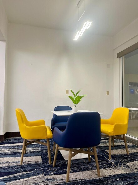 More Photos Of 2621 N Columbia St, Milledgeville Hotel For Sale