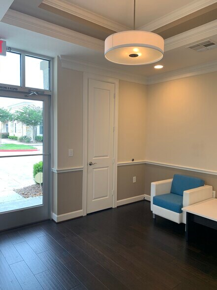 More Photos Of 440 Cobia Dr, Katy Unknown For Lease