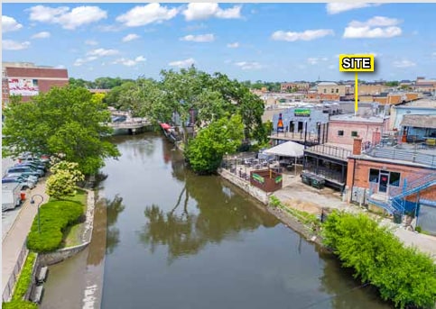 More Photos Of 20 W Chicago Ave, Naperville Restaurant For Sale