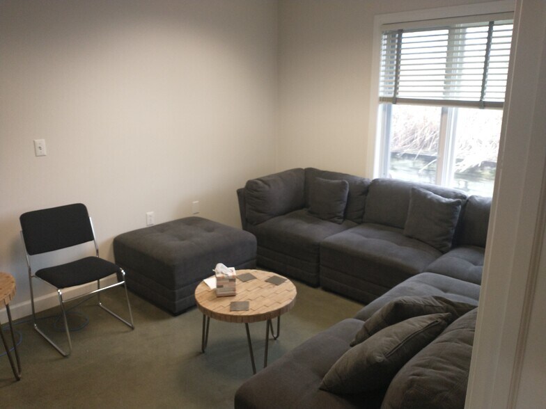 More Photos Of 131-137 Keveling Dr, Saline Medical For Sale