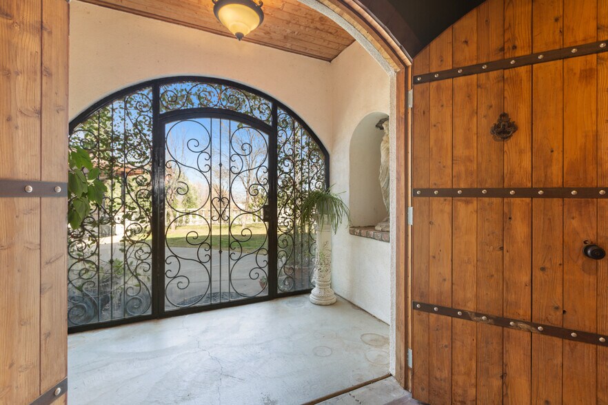More Photos Of 7539 Pleasants Valley Rd, Vacaville Specialty For Sale