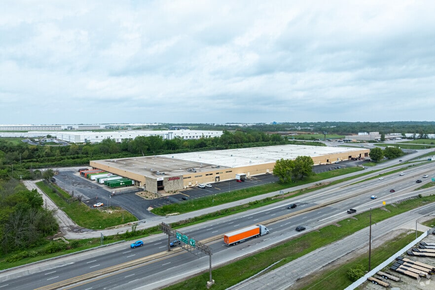 More Photos Of 14900 US 71 Hwy, Kansas City Distribution For Lease