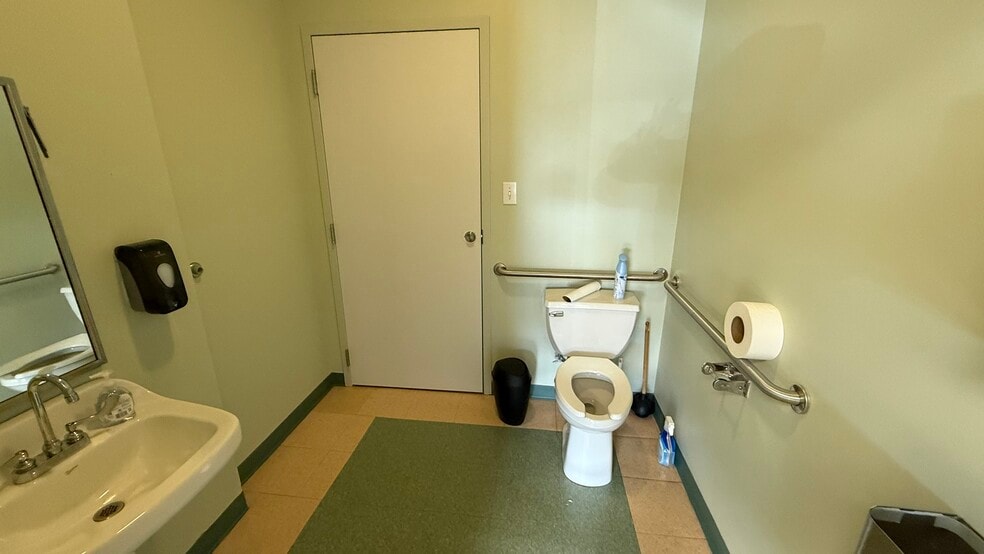 More Photos Of 4379 Easton Ave, Bethlehem Medical For Lease