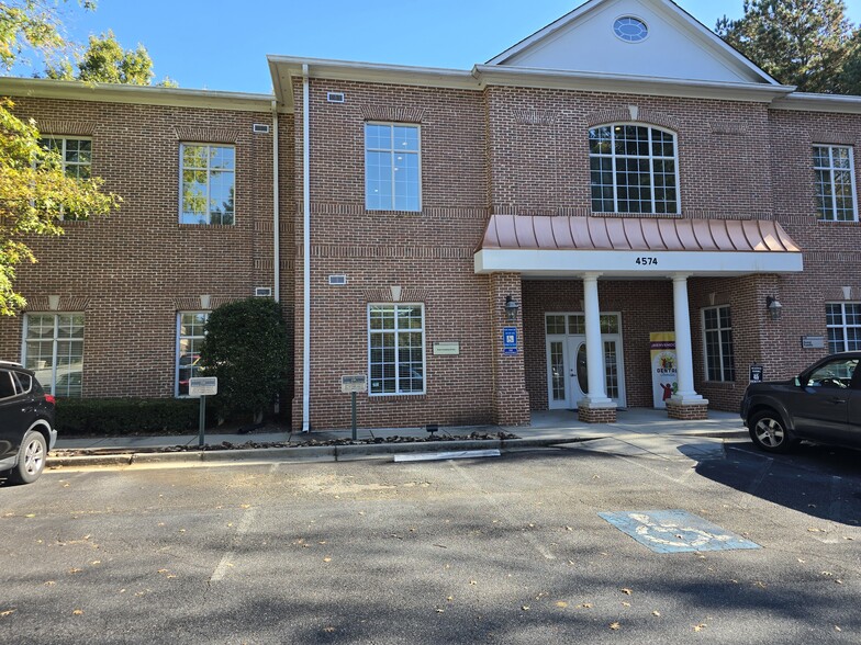 More Photos Of 4574 Lawrenceville Hwy NW, Lilburn Medical For Sale