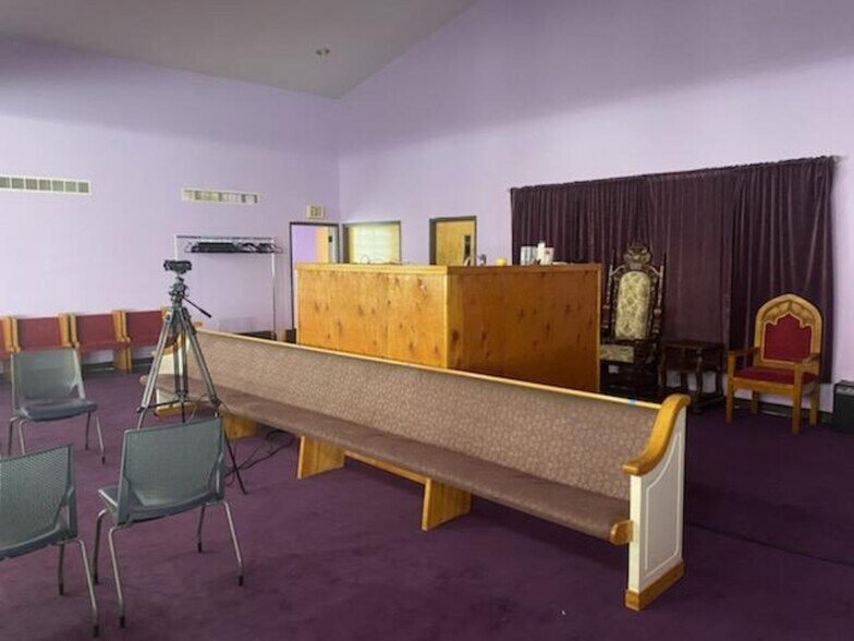 More Photos Of 1330 Crane, Detroit Religious Facility For Lease
