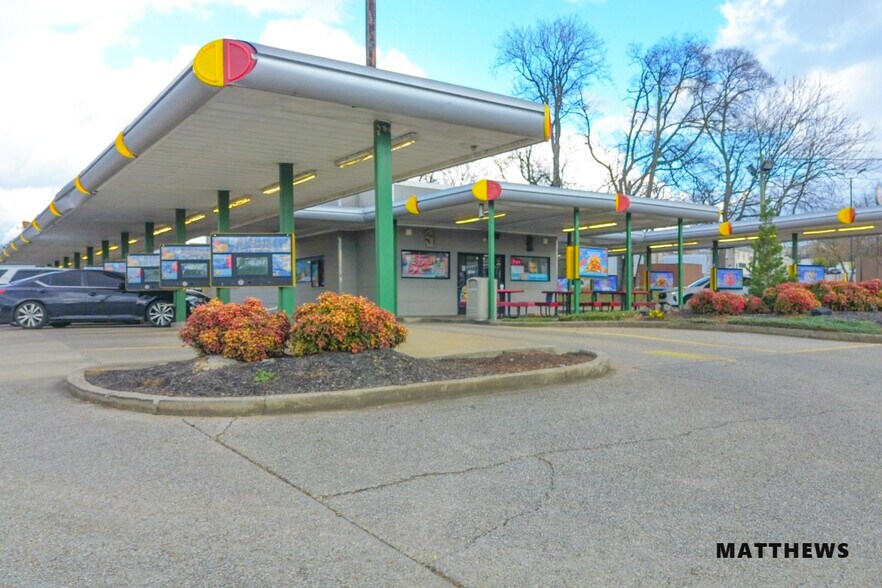 Primary Photo Of 444 Murfreesboro, Nashville Fast Food For Sale