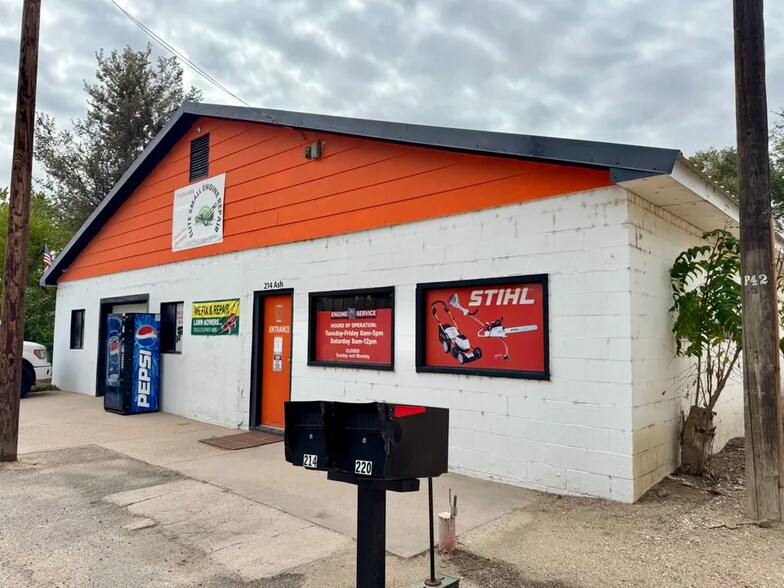 Primary Photo Of 214-220 Ash Ave, La Junta General Retail For Sale