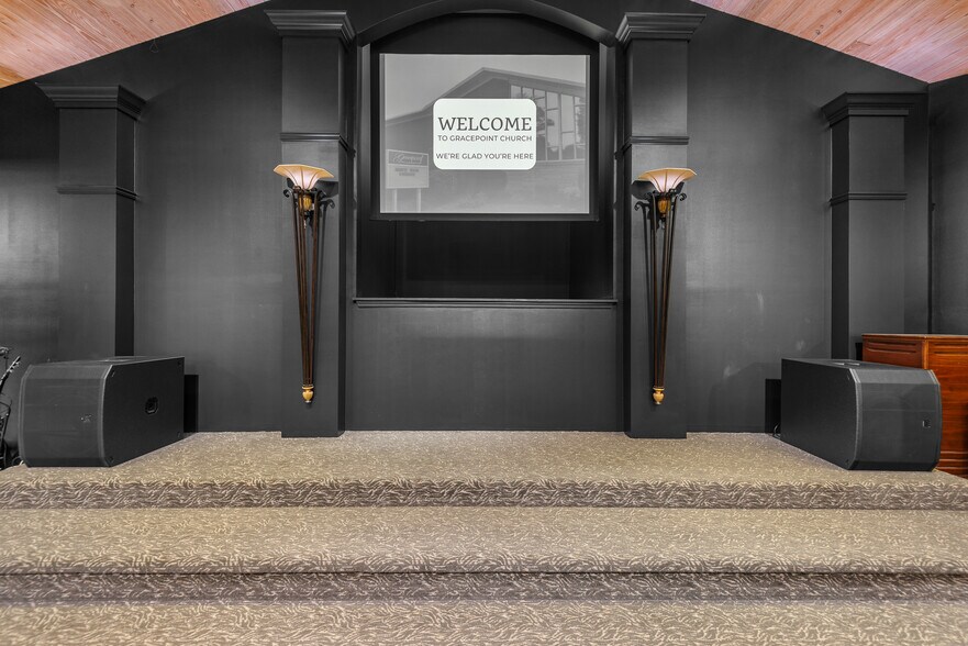 More Photos Of 2450 Pontoon Rd, Granite City Religious Facility For Sale