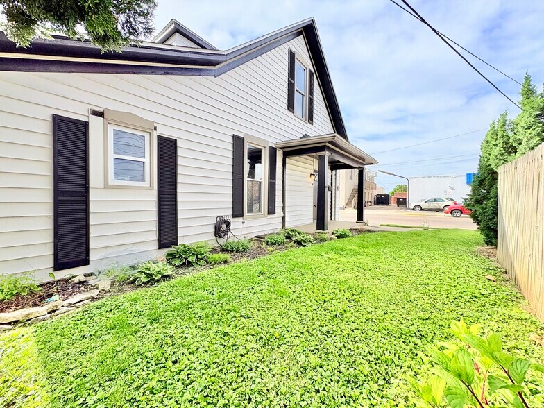 More Photos Of 9 E Canal St, Troy General Retail For Sale