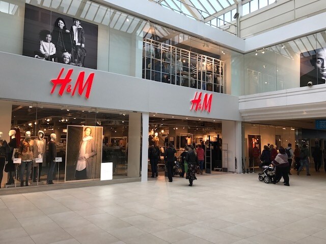 More Photos Of Swan Centre, Eastleigh Storefront For Lease