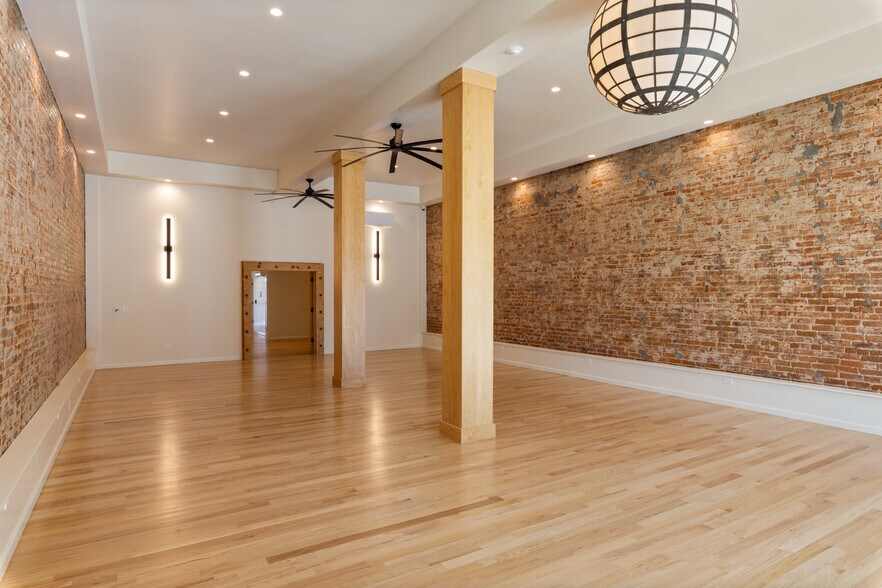 More Photos Of 302 N Main St, Lakeport Storefront For Sale