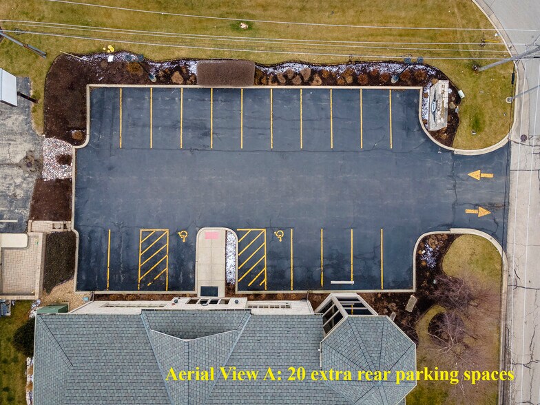 More Photos Of 739 North Ave, Glendale Heights Loft Creative Space For Sale