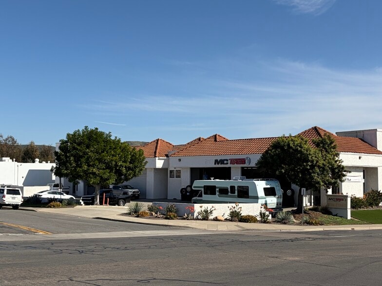 Primary Photo Of 1620 Grand Ave, San Marcos Auto Repair For Lease
