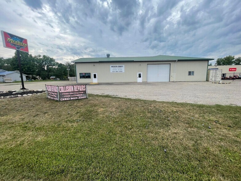 More Photos Of 505 N Cass St, Morley Auto Repair For Sale