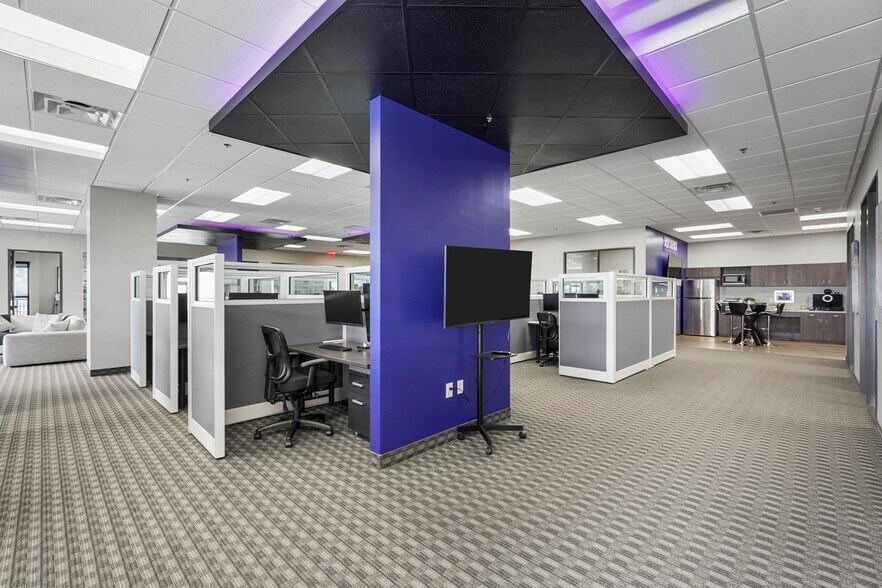 More Photos Of 2701 Sunset Ridge Dr, Rockwall Office For Lease