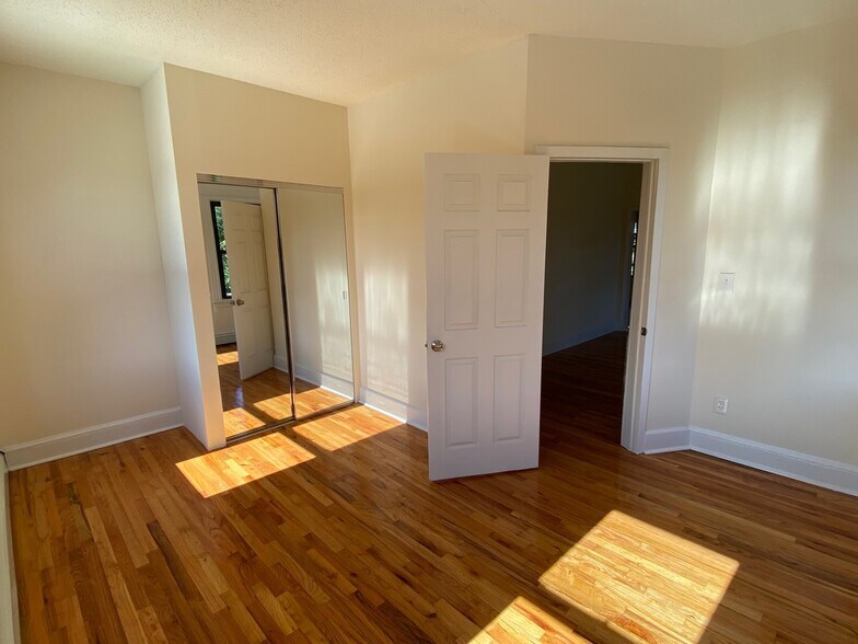 More Photos Of 145 Westervelt Ave, Staten Island Storefront Retail Residential For Sale