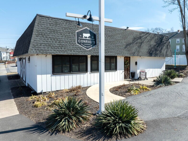 Primary Photo Of 14 Blue Rock Rd, Millersville Restaurant For Sale