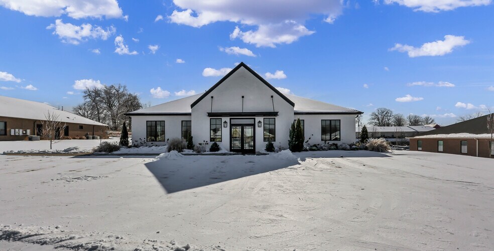 More Photos Of 2684 Townsend Ct, Clarksville Medical For Lease