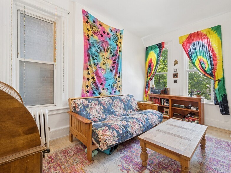 More Photos Of 123 3rd St, Newburgh Apartments For Sale