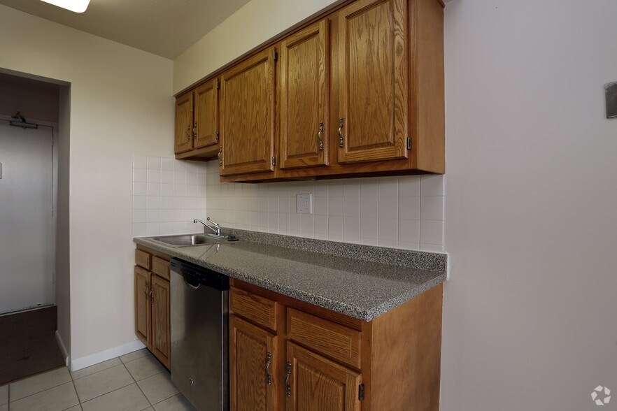 More Photos Of 2375 Woodward St, Philadelphia Apartments For Lease