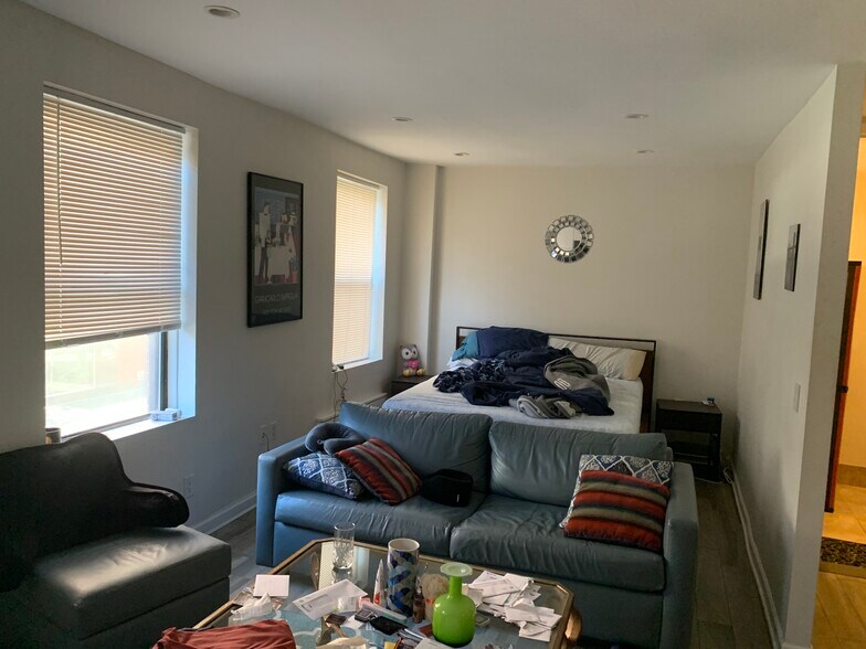 More Photos Of 250 E 32nd St, New York Office Residential For Sale