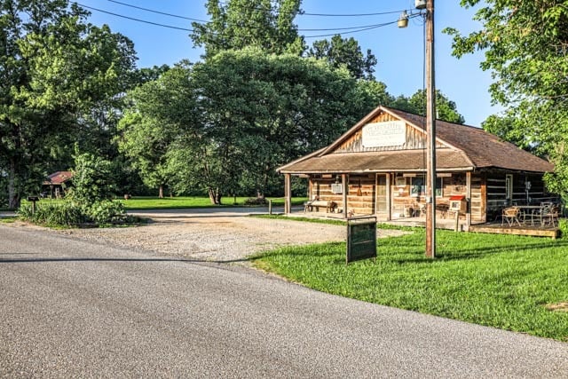 More Photos Of 4525 Salt Creek Rd, Nashville Storefront Retail Office For Sale